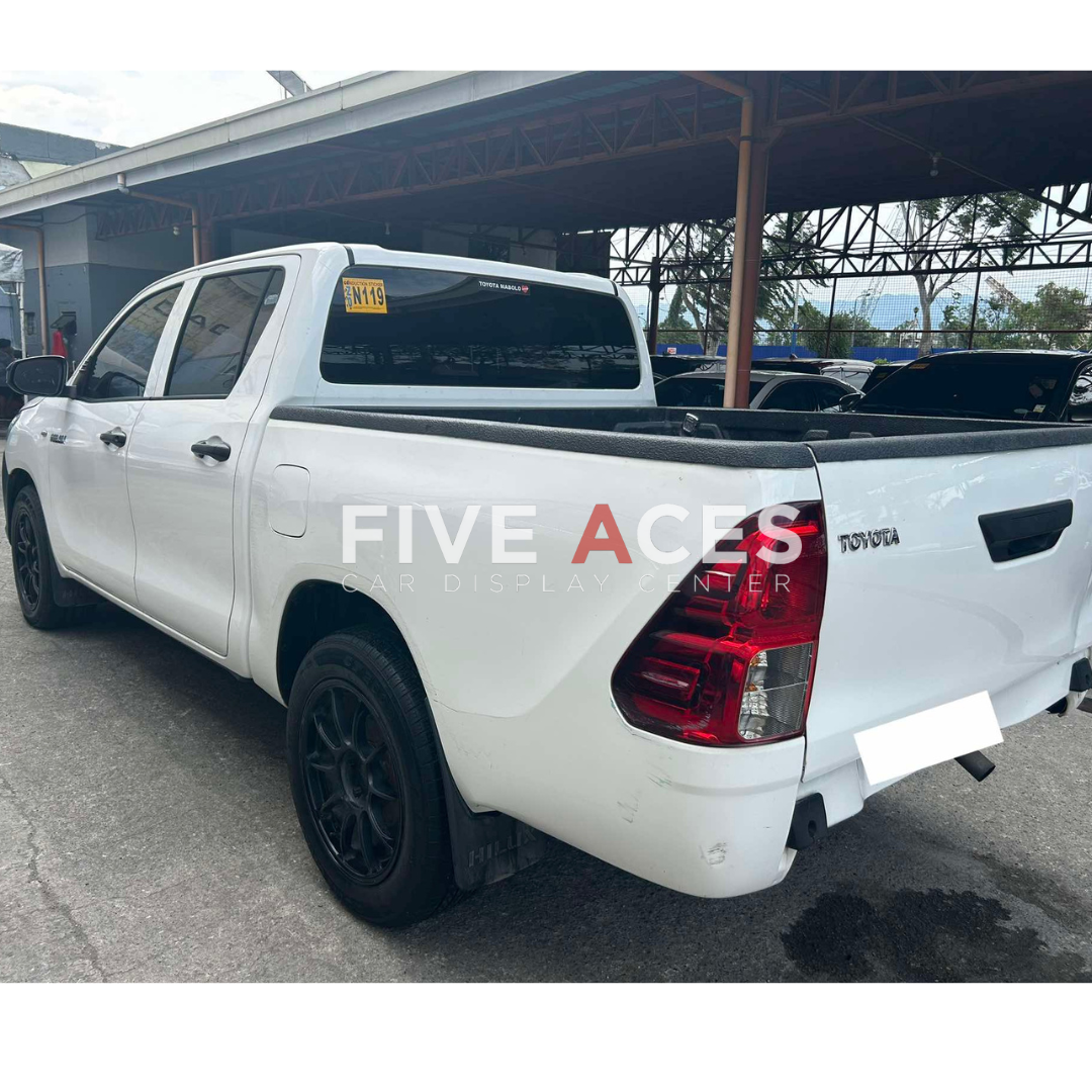 2023 TOYOTA HILUX 2.4L J 4X2 MANUAL TRANSMISSION TOYOTA