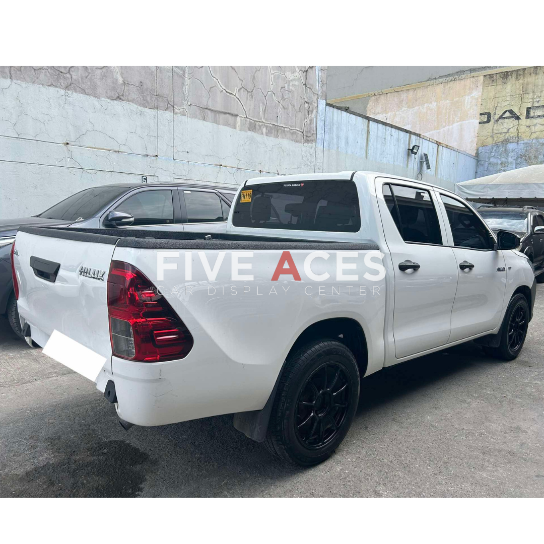 2023 TOYOTA HILUX 2.4L J 4X2 MANUAL TRANSMISSION TOYOTA